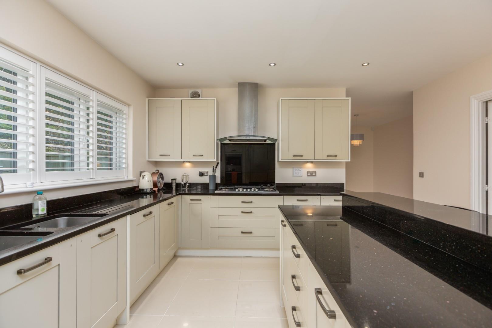 White Knight Gardens, Bishopston, Swansea, SA3 3DR